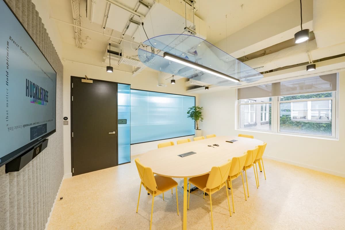 DeFi meeting room